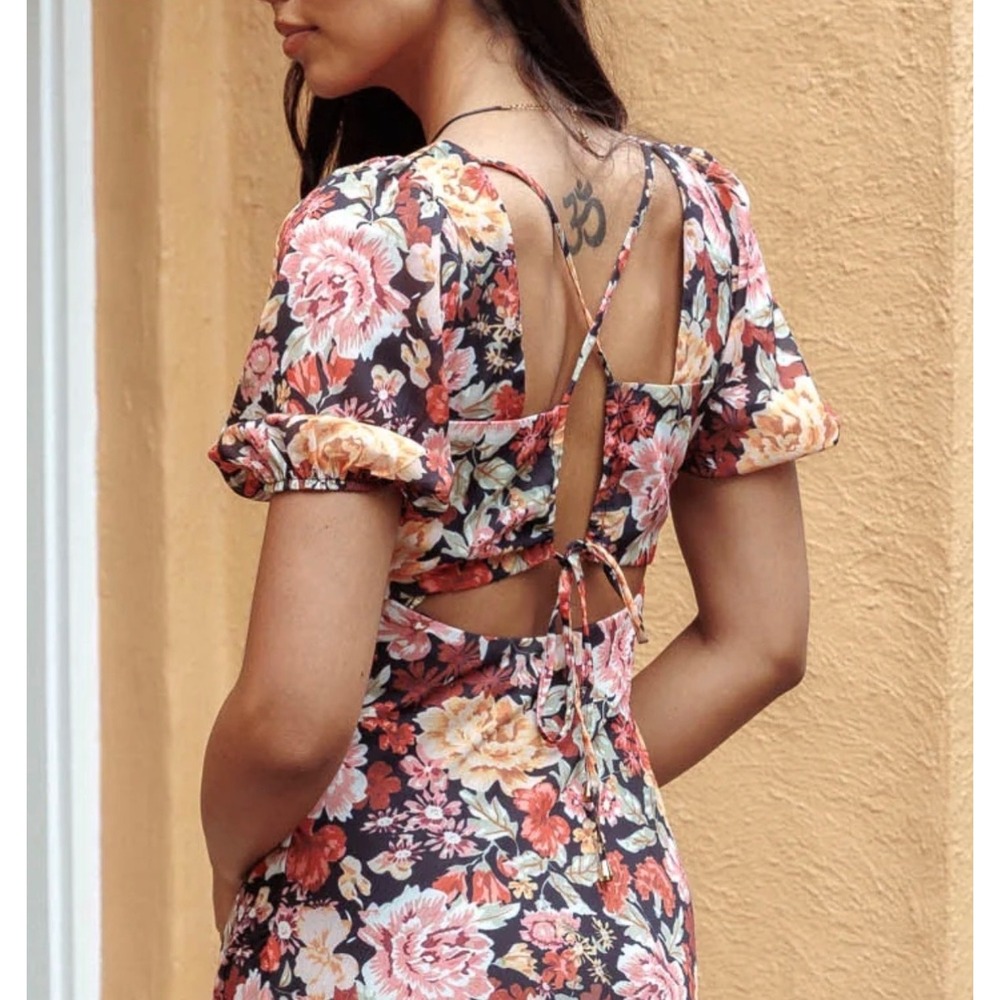 Selfie Leslie Open Doors Puff Alweve Floral Open Back Maxi Dress XL